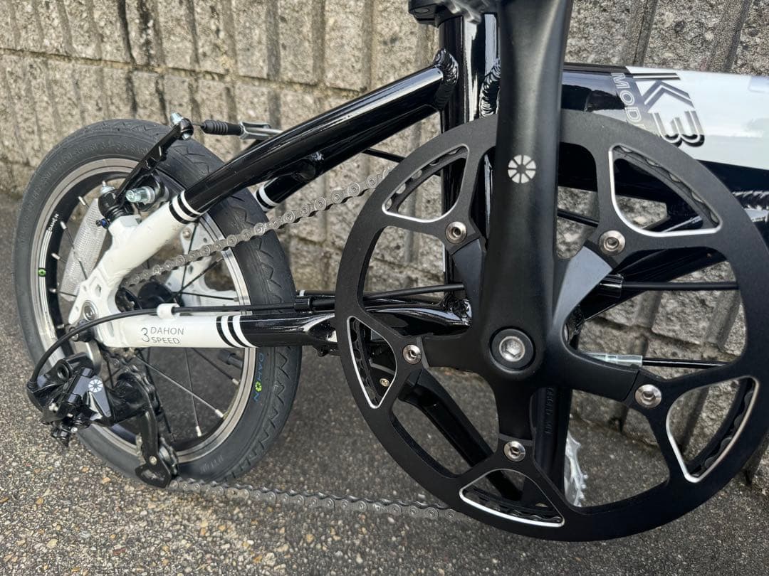 DAHON 折りたたみ自転車 ホワイト/ブラック