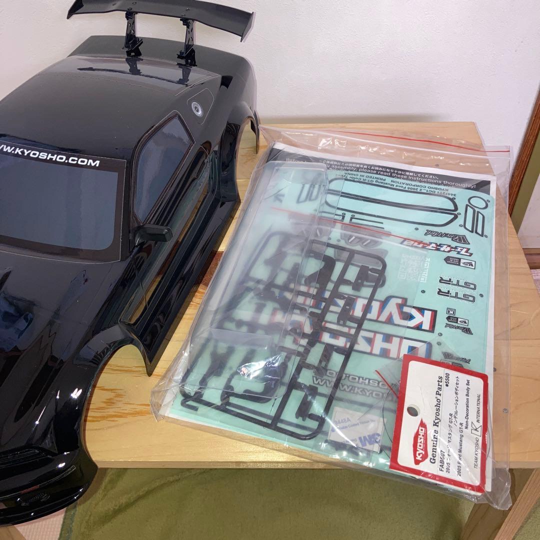 京商　2005フォードマスタングGT-R ボディ