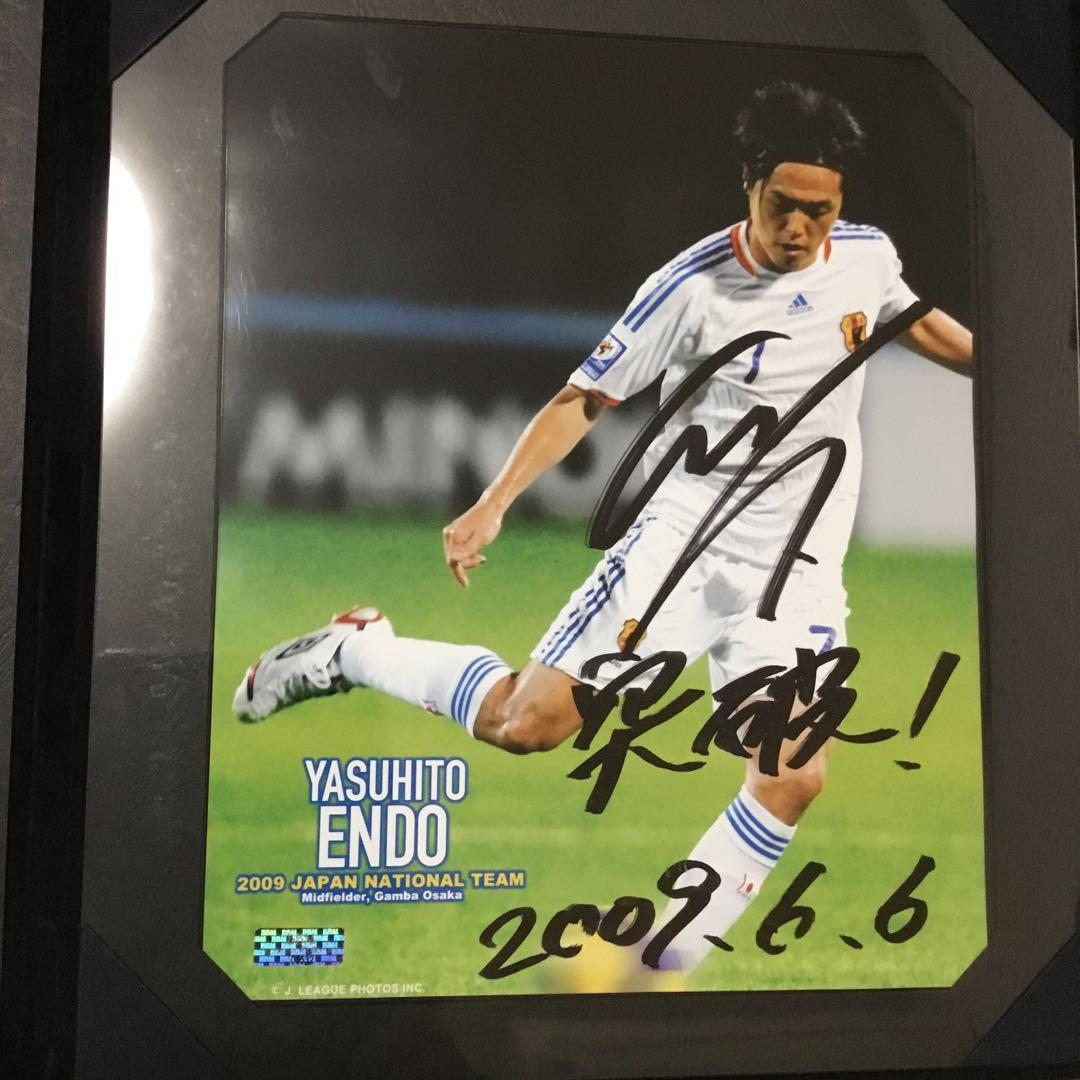 遠藤保仁 サッカー日本代表 アジア最終予選突破記念 直筆サイン入りフォト