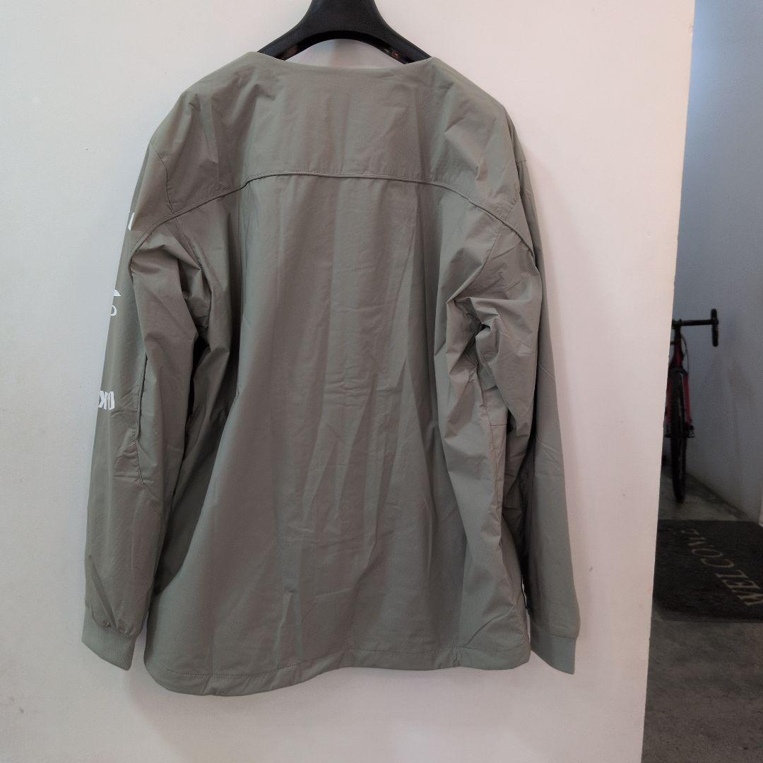 新品未使用　L オークリー　OAKLEY ゴルフ　ウィンドブレーカー　防寒防雨