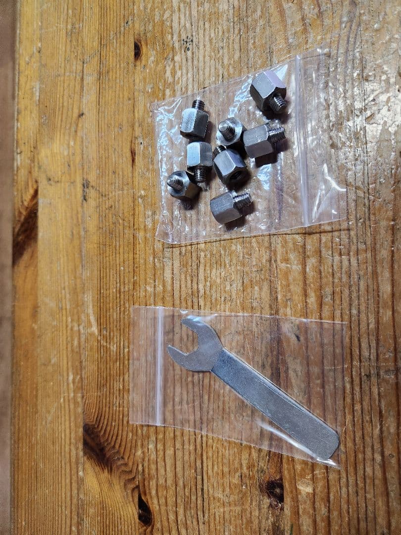 T プレート、ナローアドバンス