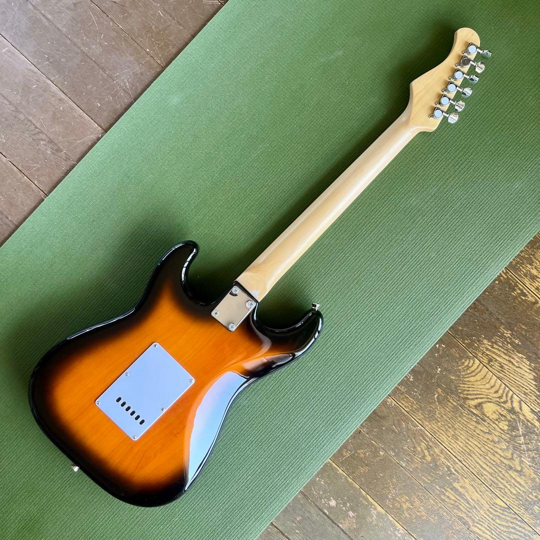 【美品】Bacchus ストラト エレキギター