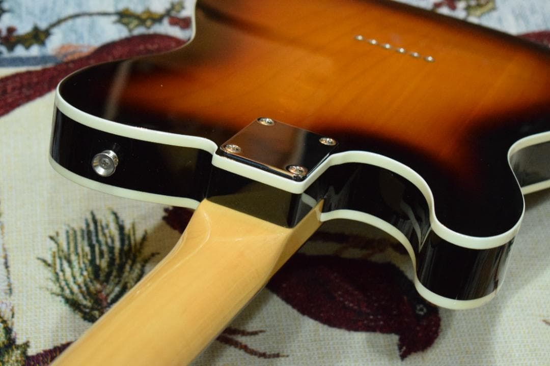 Fender Heritage '60s Telecaster® Custom