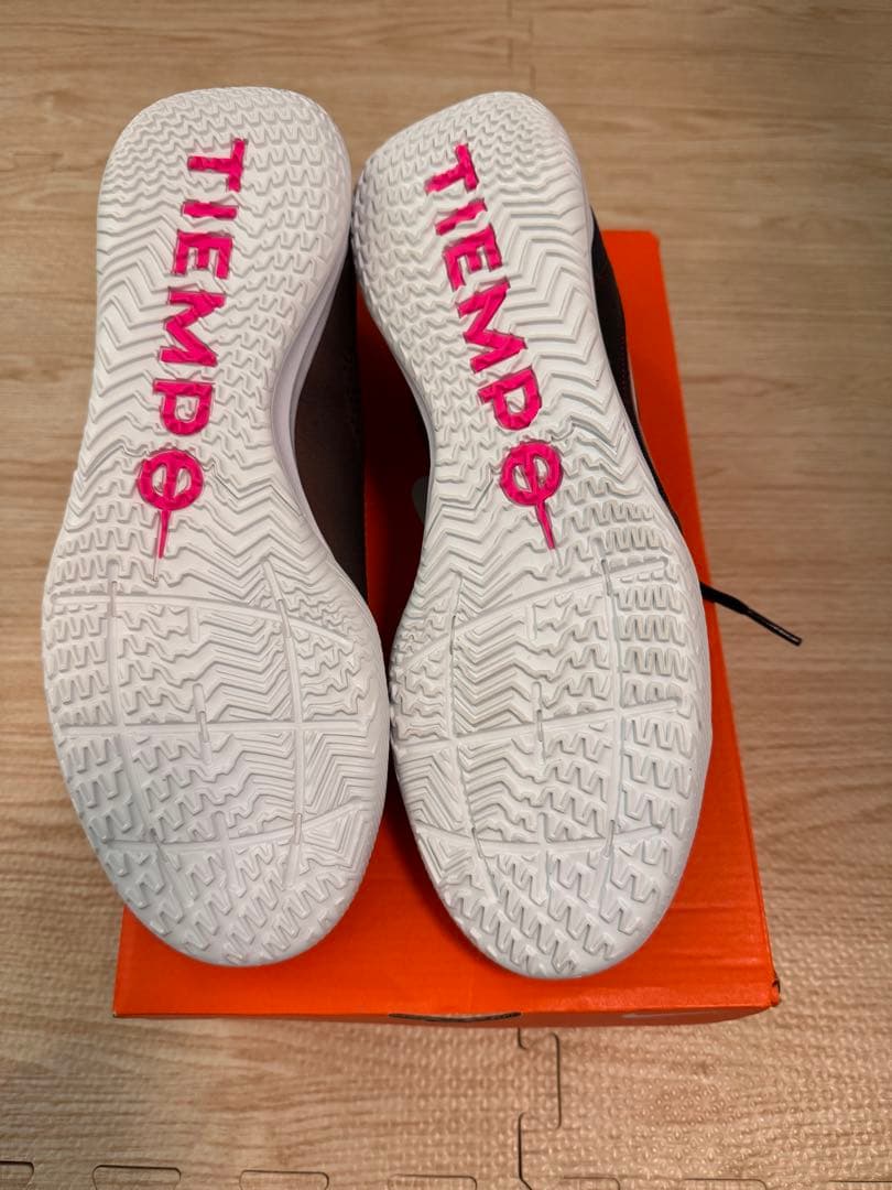 Nike Tiempo Legend 9フットサルシューズ ACADEMY IC