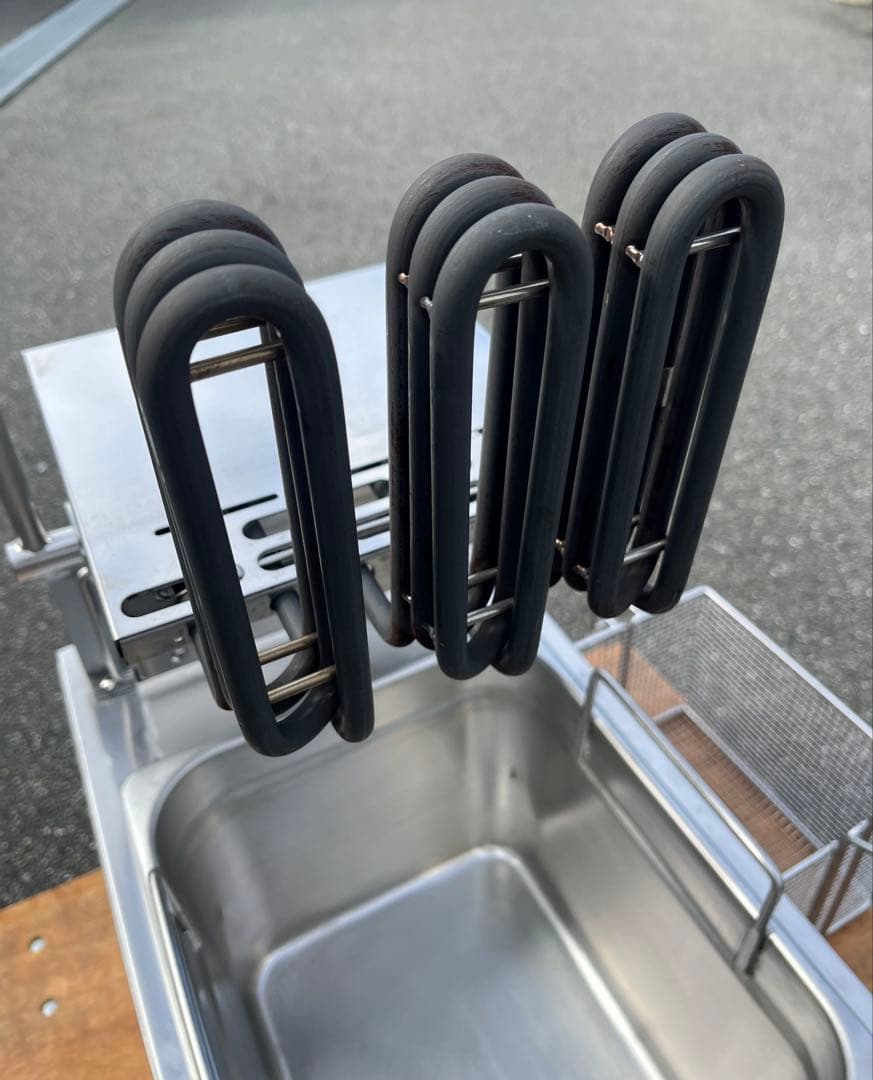 フジマック業務用卓上電気フライヤー 3相200V 8リットル