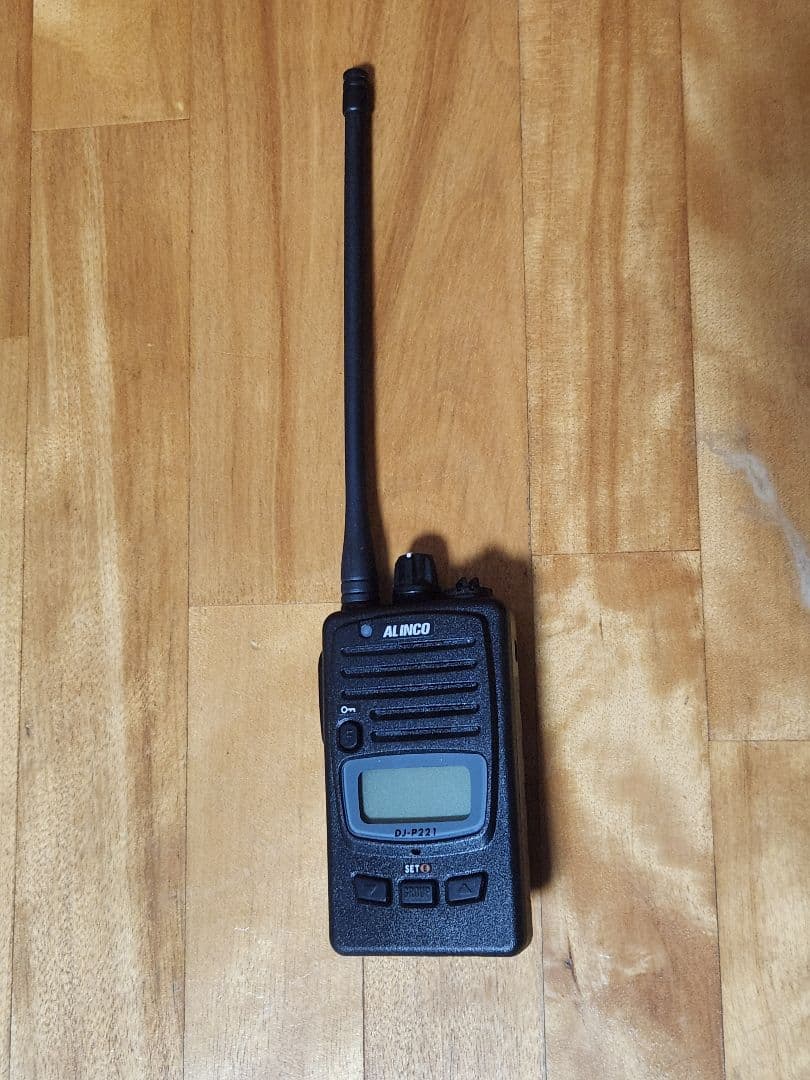 【最終値下げ】ALINCO DJ-P221LトランシーバーEMS-62　2セット