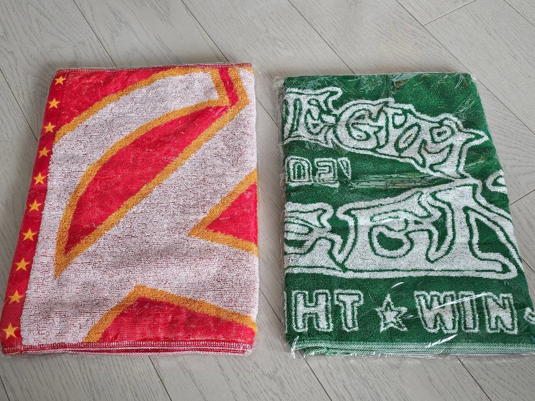 祝日SALE✨B'z LIVE-GYM　歴代ツアータオル 14セット他※年代不問