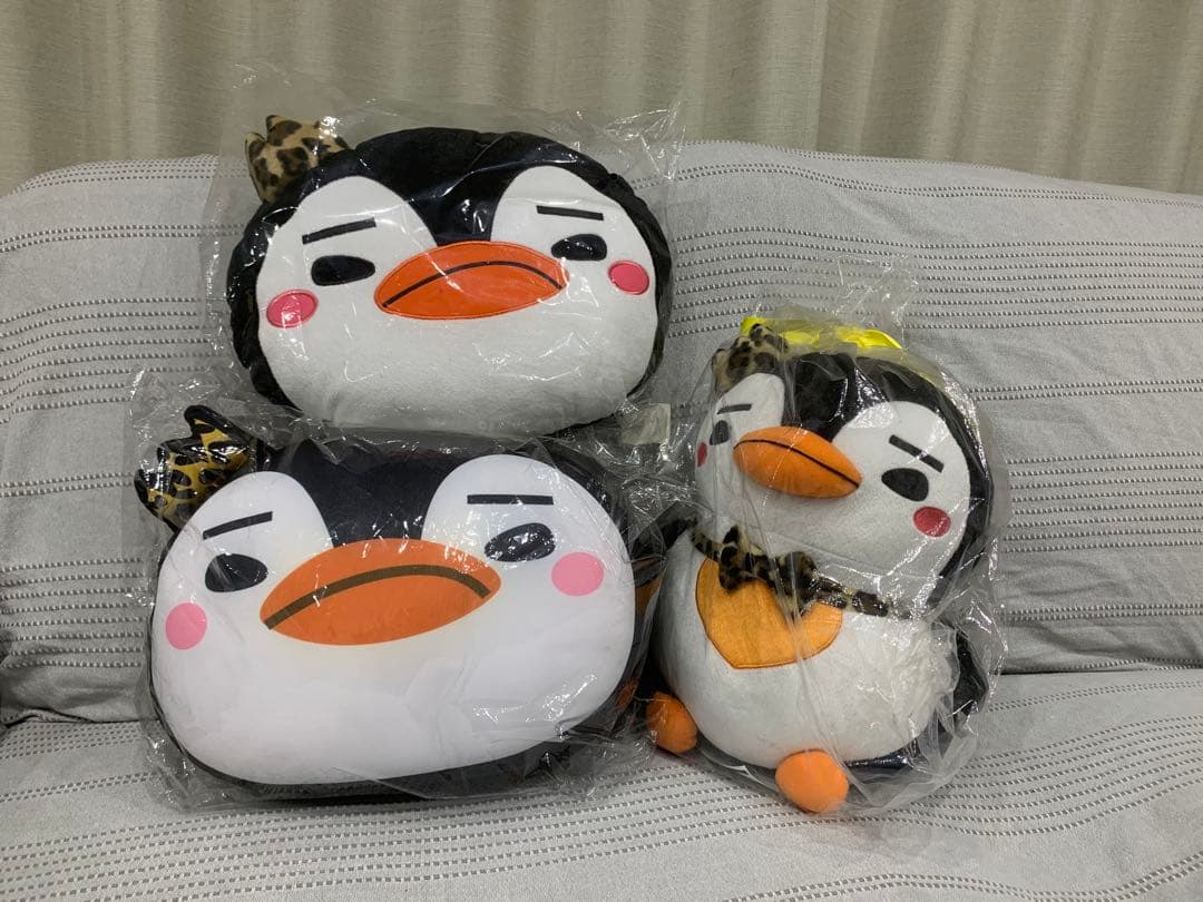 2PM JUNHO 皇帝ペンペン ぬいぐるみ クッション