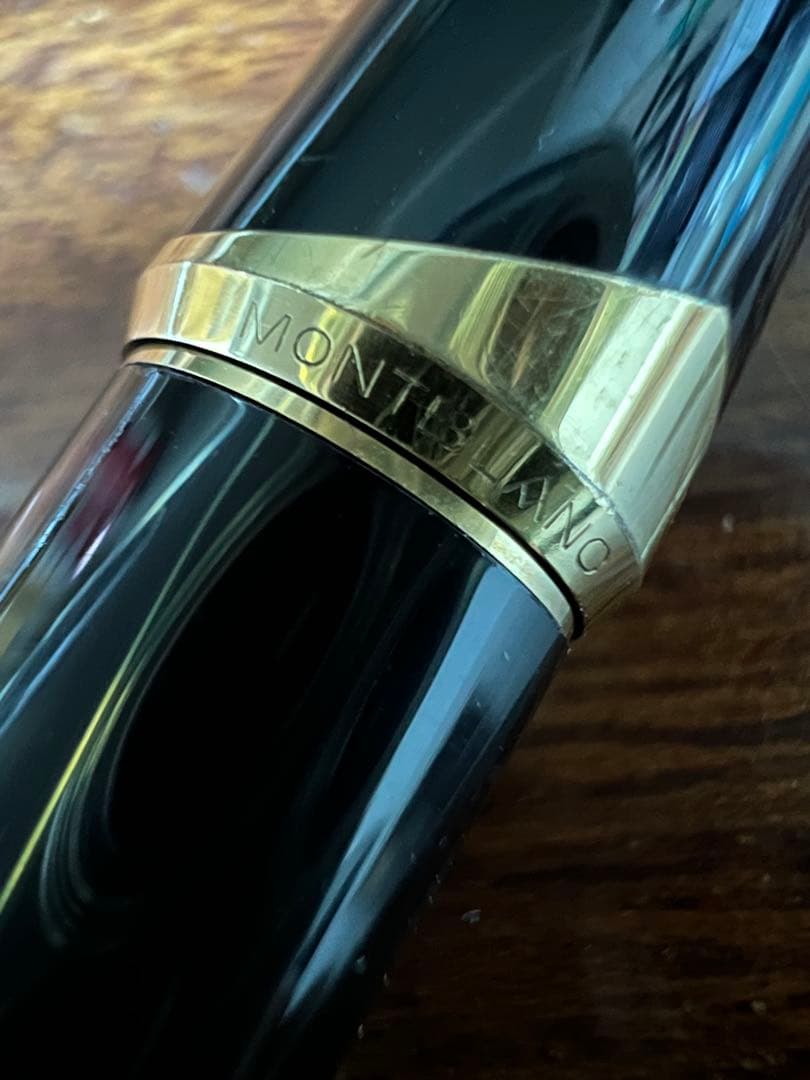 モンブラン 万年筆 黒 750ゴールド美品