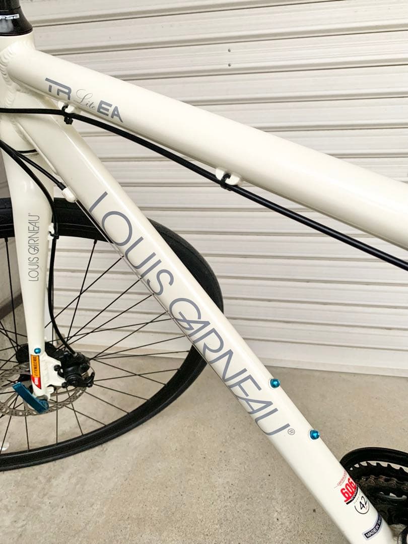 LOUIS GARNEAU ルイガノ LGS-TR LITE EA クロスバイク
