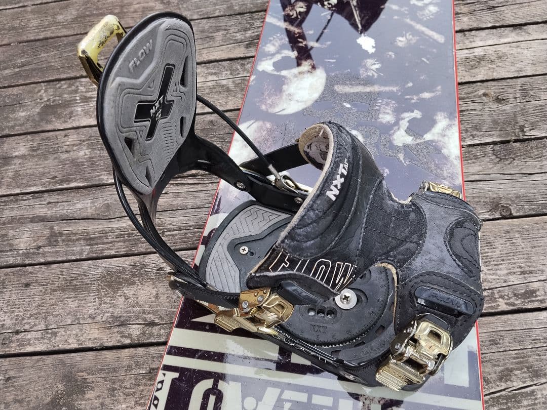 スノーボード2点セット RICE28 SKURUS KU4RU 152 FLOW