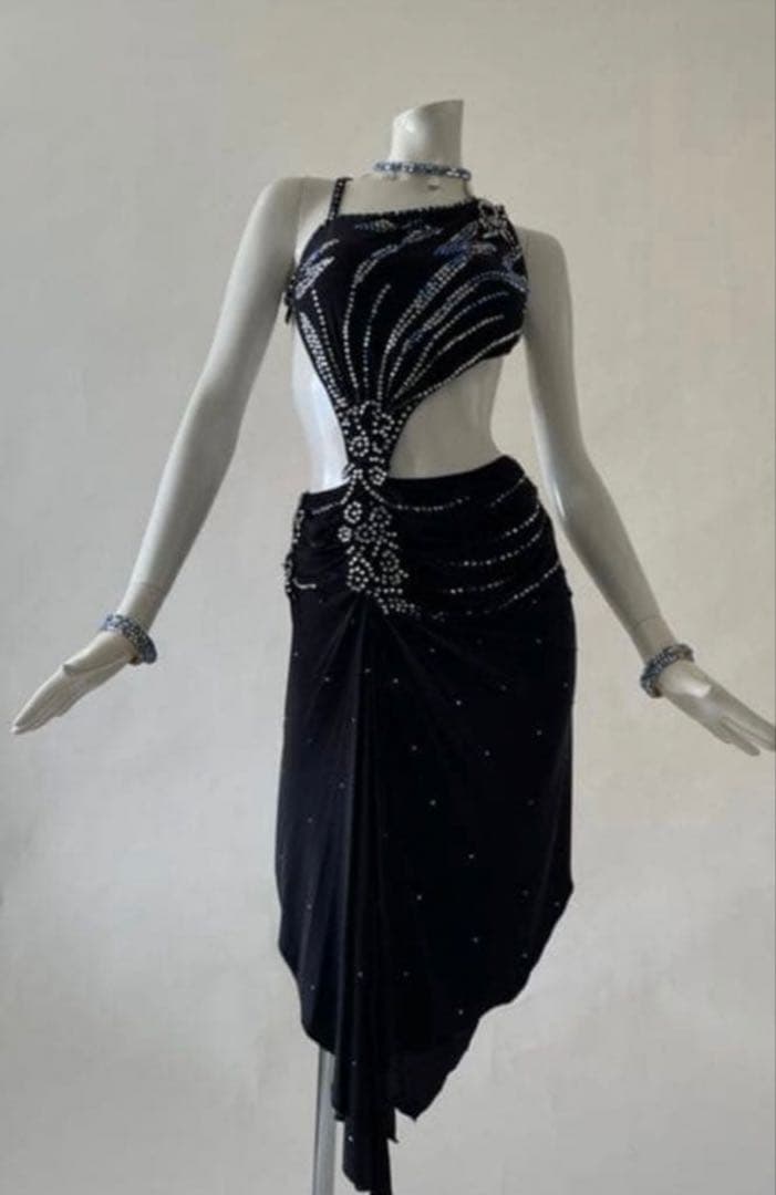 衣装　ラテン　ベリーダンス