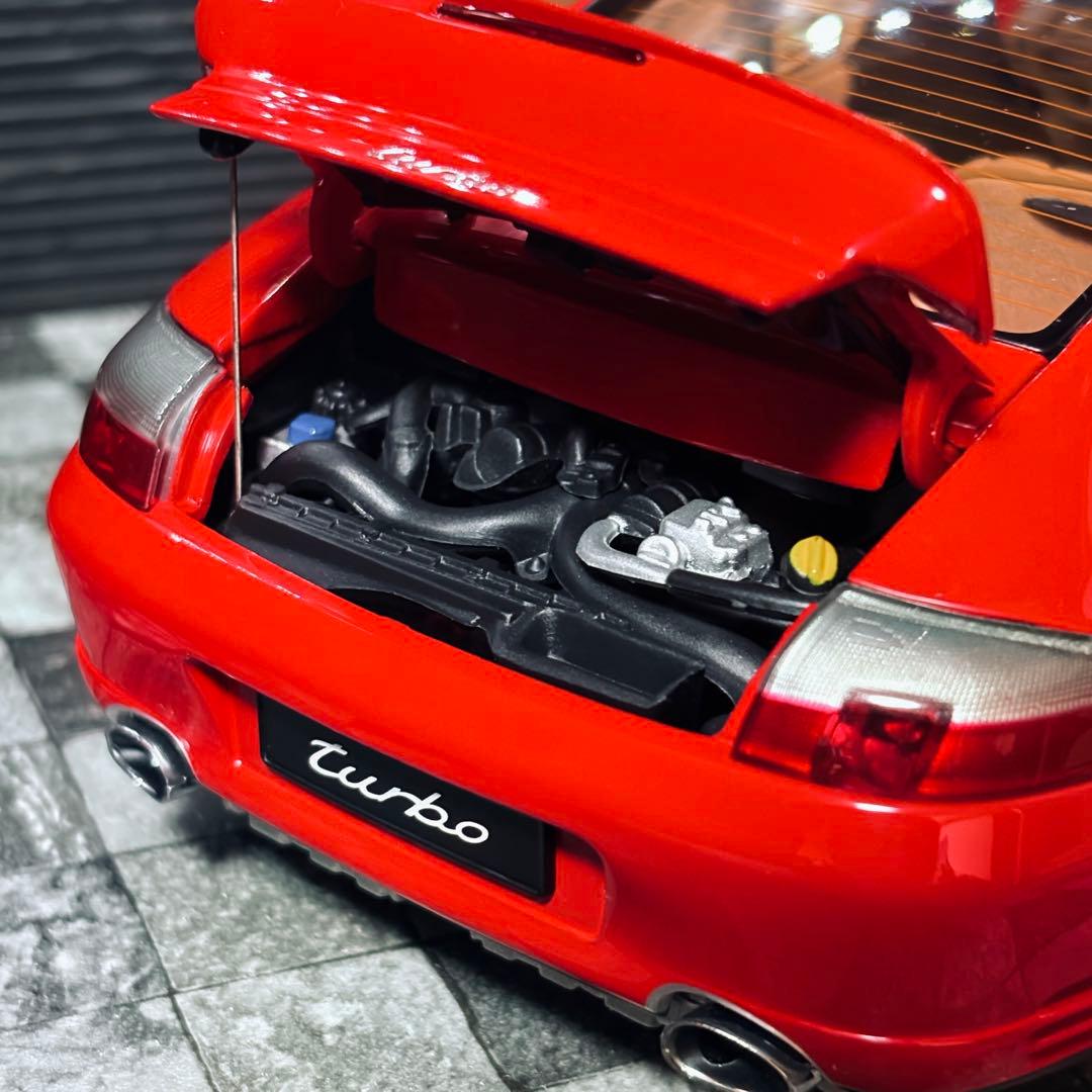 エンブレム加工品 1/18 AUTOart ポルシェ 911 (996) ターボ