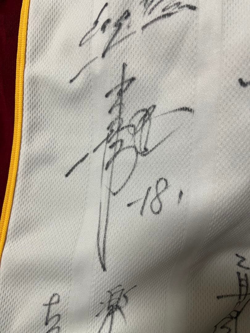 楽天イーグルス　ユニフォーム 岩隈・田中将大・平石などの直筆サイン入り