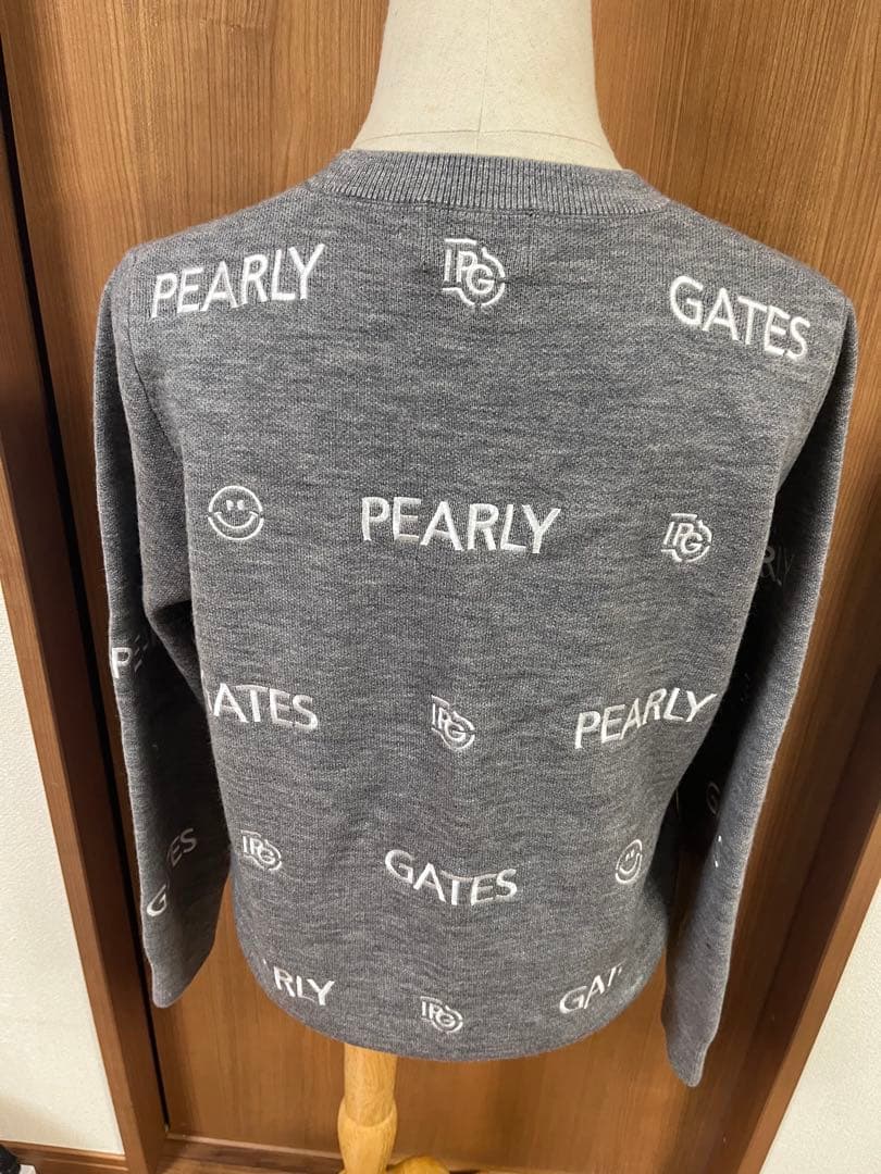 PEARLY GATES ロゴ入りセーター グレー　レディースサイズ0