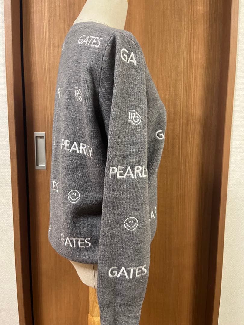 PEARLY GATES ロゴ入りセーター グレー　レディースサイズ0