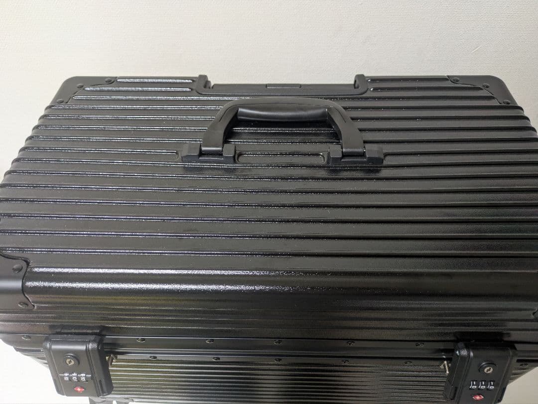 モアエルグ　トップオープンキャリーケース