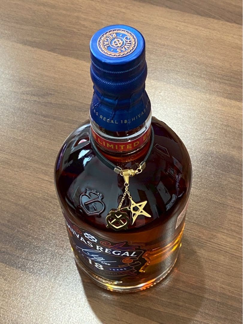 【未開栓】シーバスリーガル18年 BLACKPINK LISA リサ コラボ