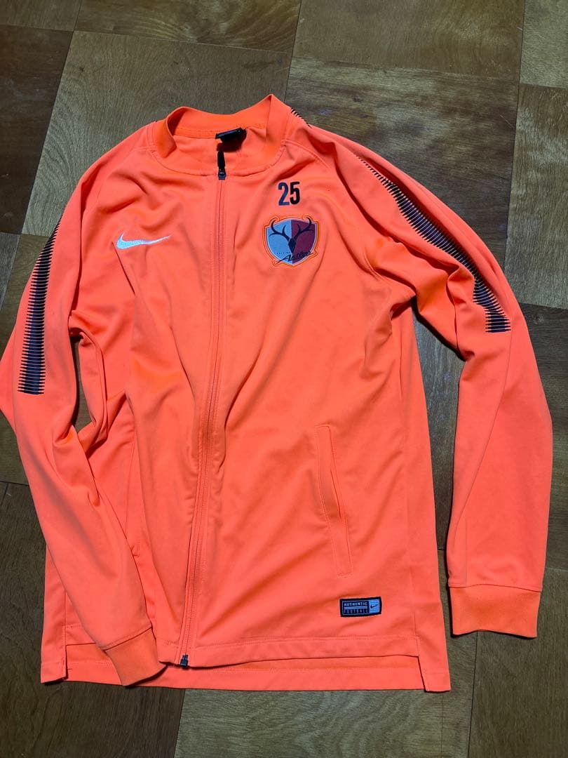 鹿島アントラーズ　選手支給　トレーニングウエア