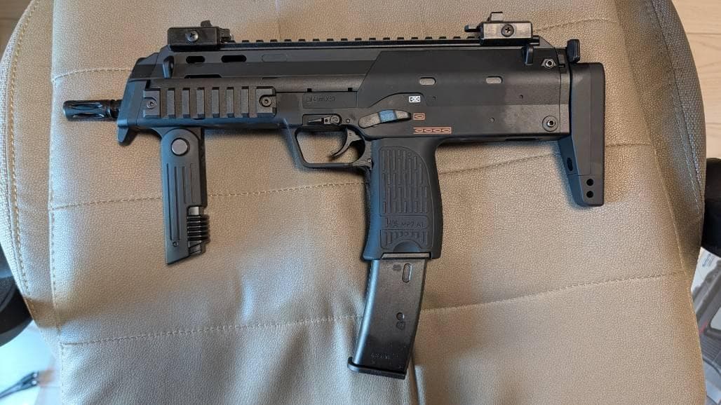 東京マルイ MP7A1 No.1 ガスブローバックガン　ガスガン