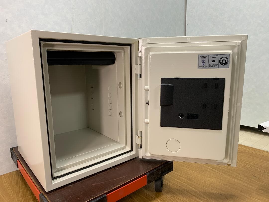 K☆1088 ディプロマット istella アイステラ 耐火金庫 S500W