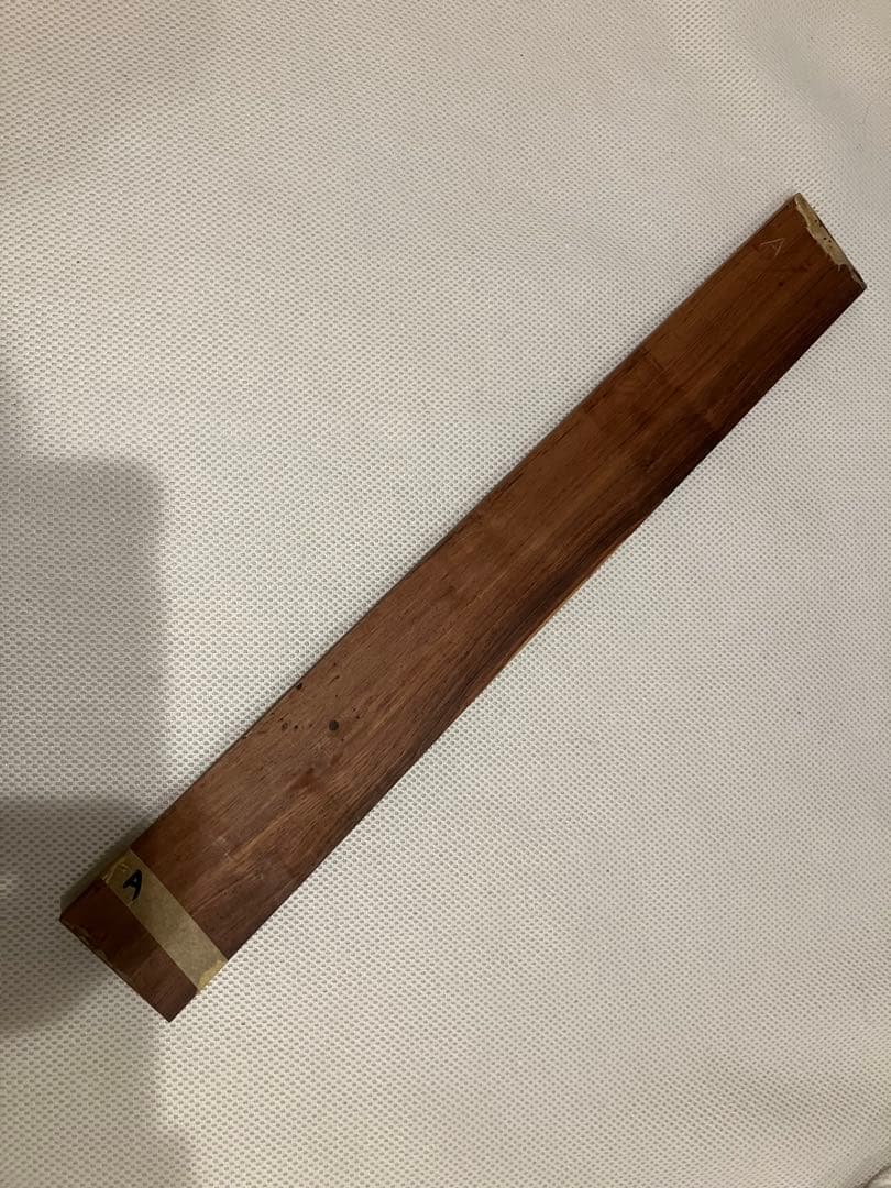 ギター製作指板材　マダガスカルローズウッド&エボニーセットばら売り可能