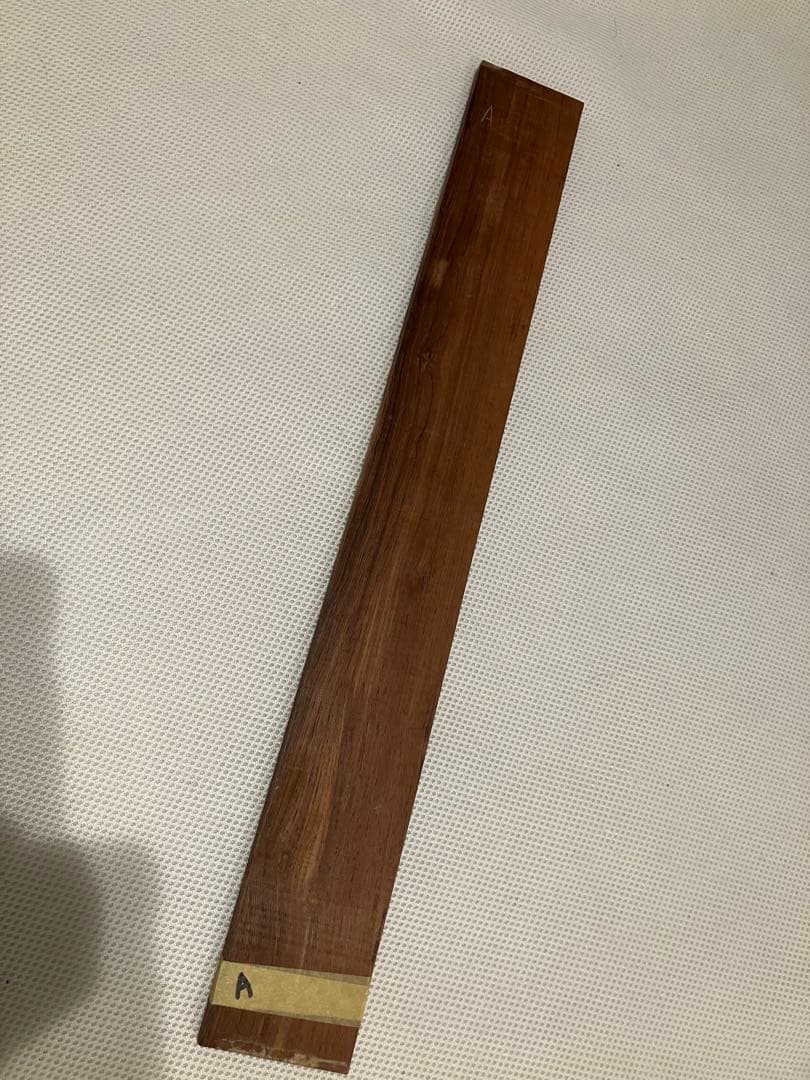 ギター製作指板材　マダガスカルローズウッド&エボニーセットばら売り可能