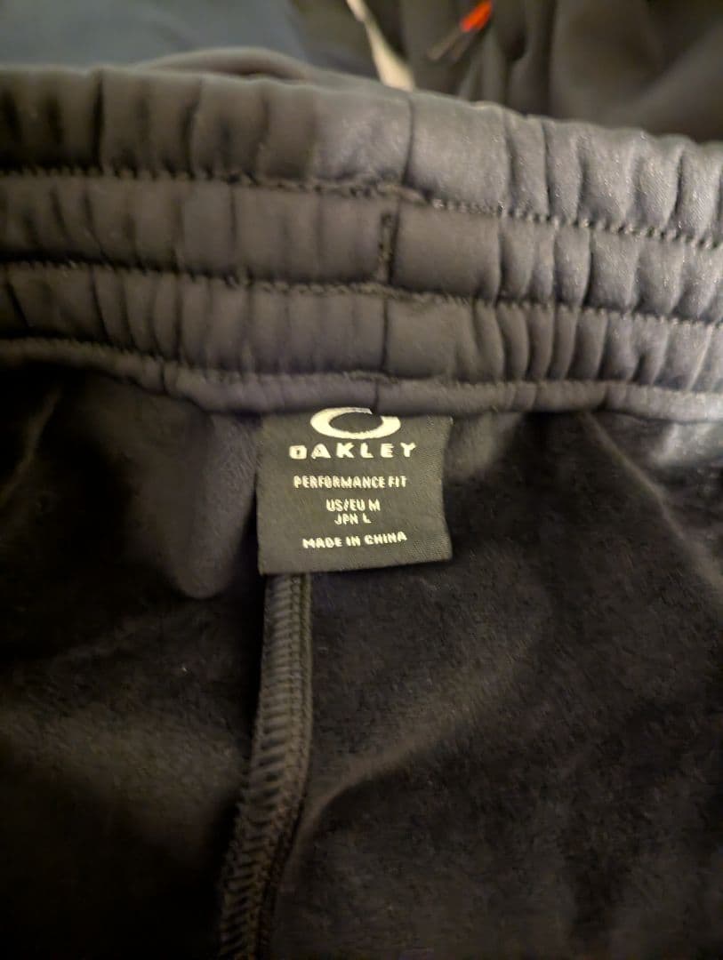 【OAKLEY】パーカーウェア上下　L　（防風・保温）