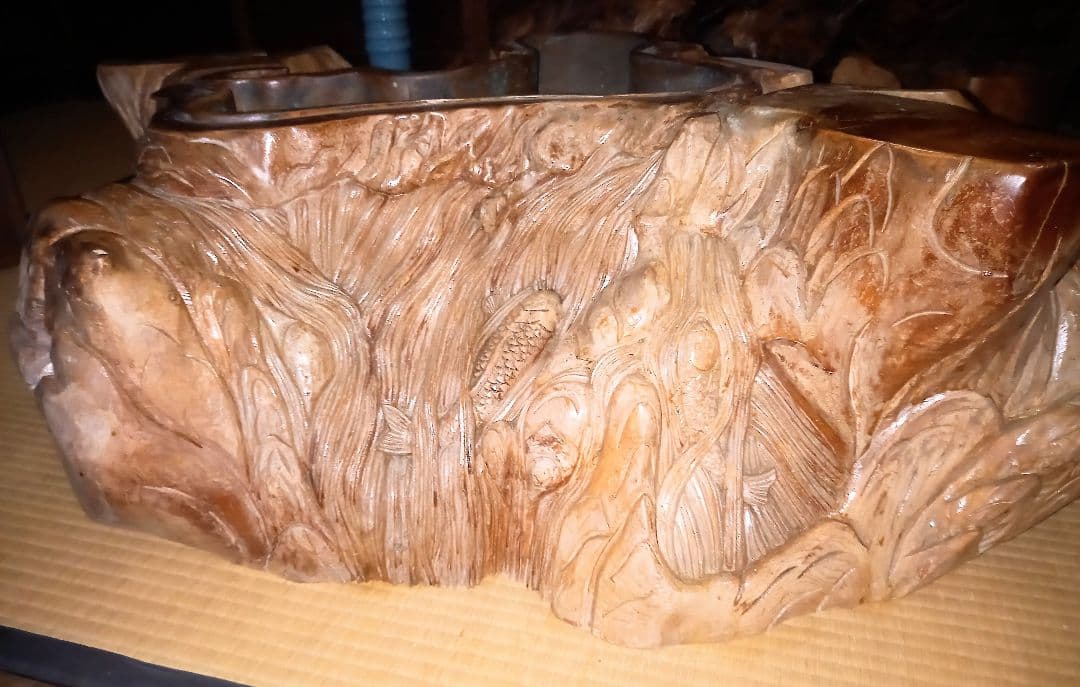 火鉢 彫刻 インテリア装飾 鯉の滝登り 無垢材 一刀彫 欅 地松 国産材