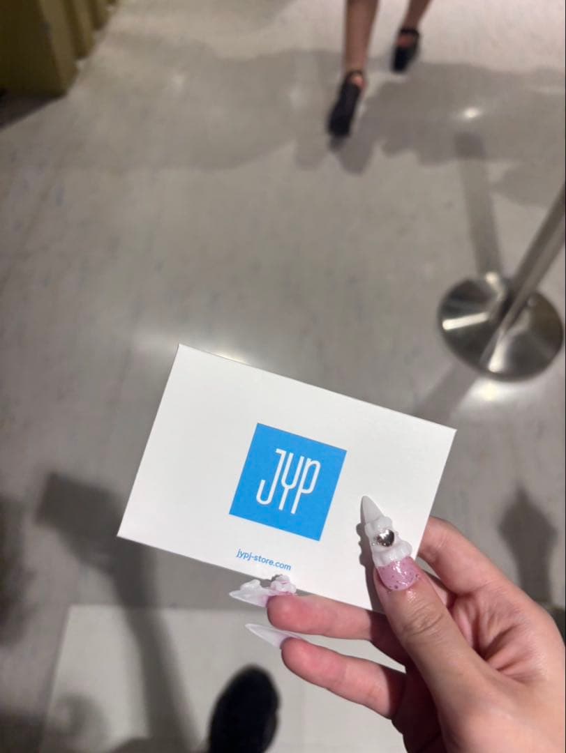 【72名限定】TWICE ミナ サイン入りチェキ THIS IS FOR 京セラ