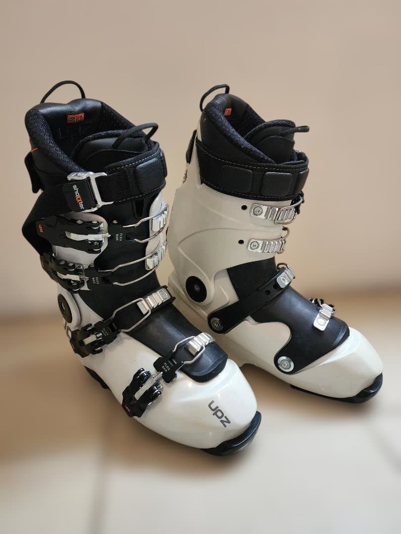 upzブーツ　スノーボード　アルパイン　RC8　26.6～27CM