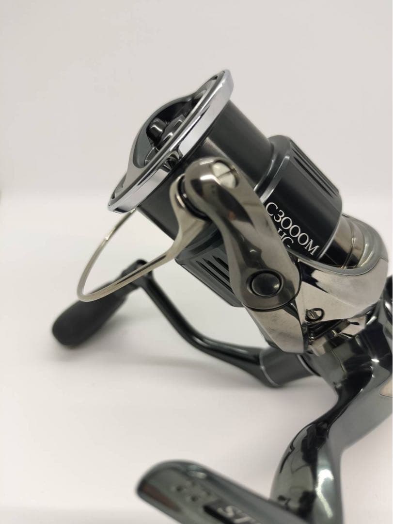 シマノ　22ステラC3000MHG