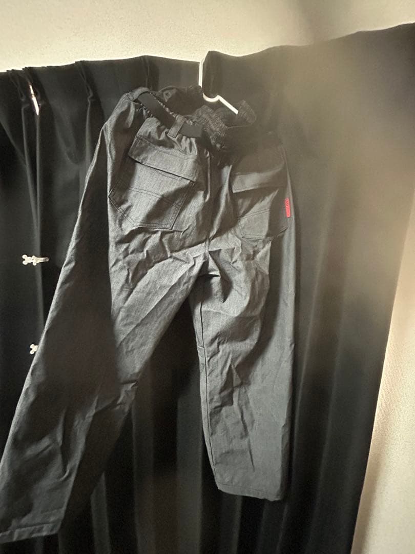 Special guest(韓国スノーボードウェア)