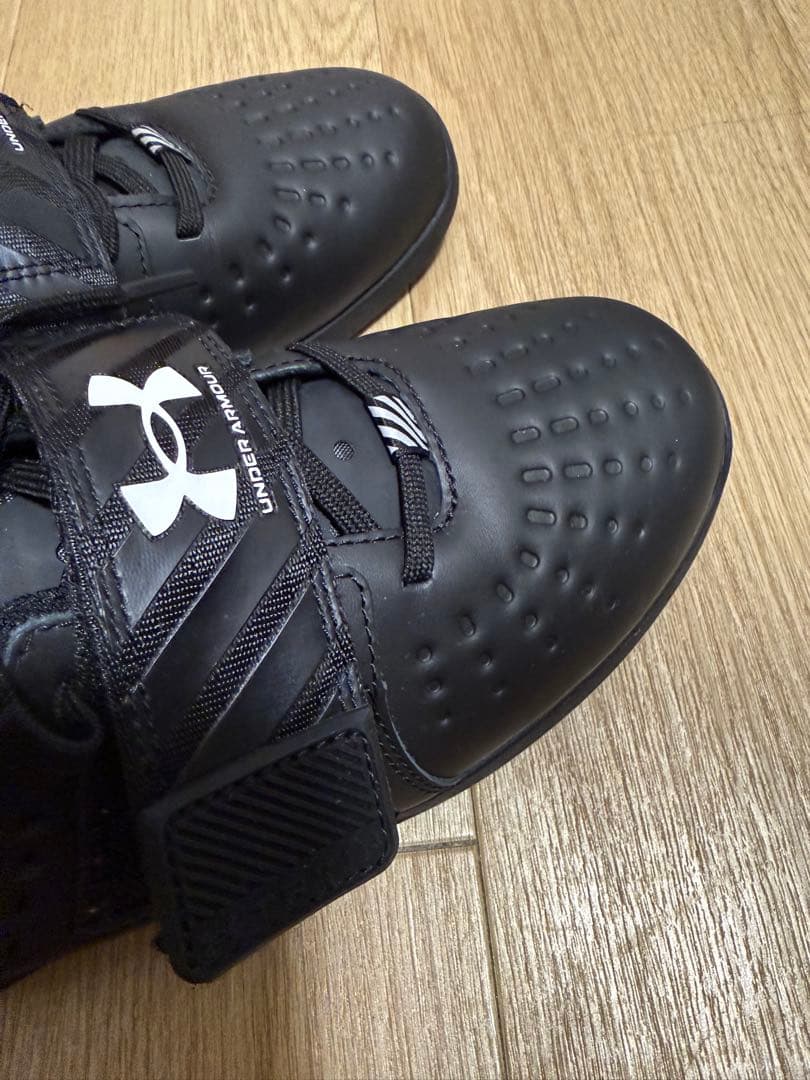 新品 アンダーアーマー リフティングシューズ 27.0cm