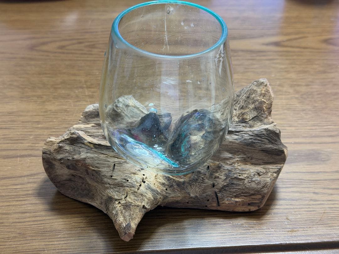 大自然木台座付き ガラスカップ付き(お酒で飲んだら最高)