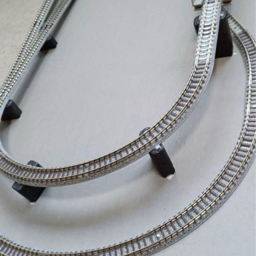 トミックスのミニカーブレール使用のベース付きレイアウト