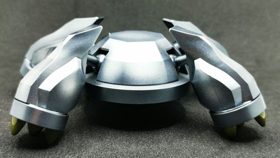 【塗装完成品】色違いメタグロス　メタリックグラデ　一点もの　ポケプラ