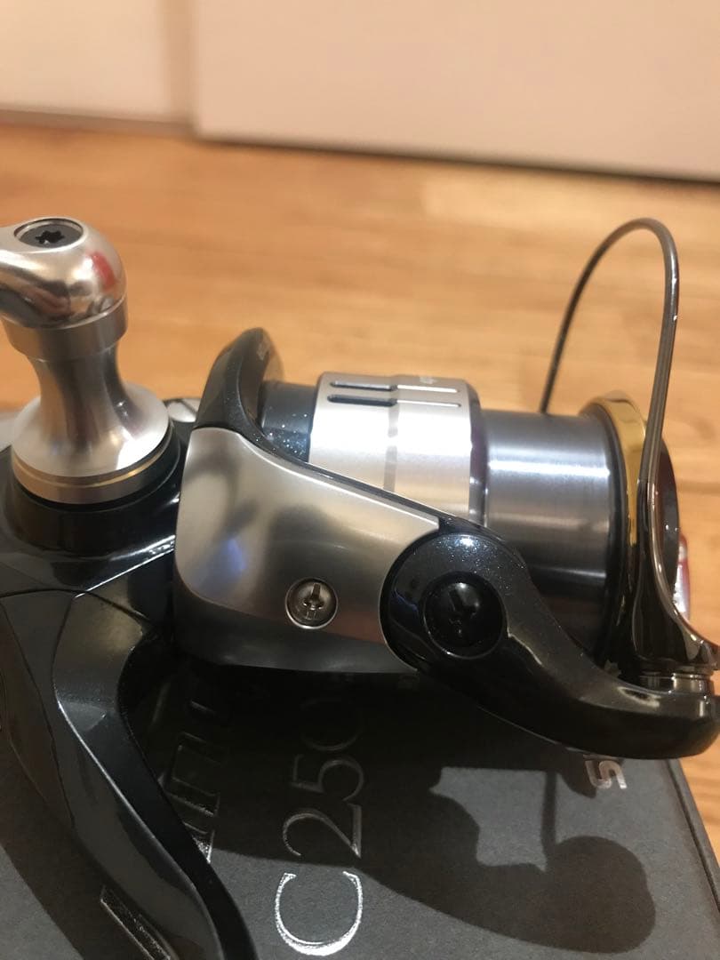 超美品 付属品完備 OH後未使用 シマノ 12ヴァンキッシュC2500HGS ②