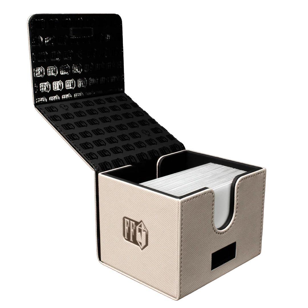 ウルトラプロ　クラウド　セフィロス　デッキケース　MTG FFコラボ未開封未使用