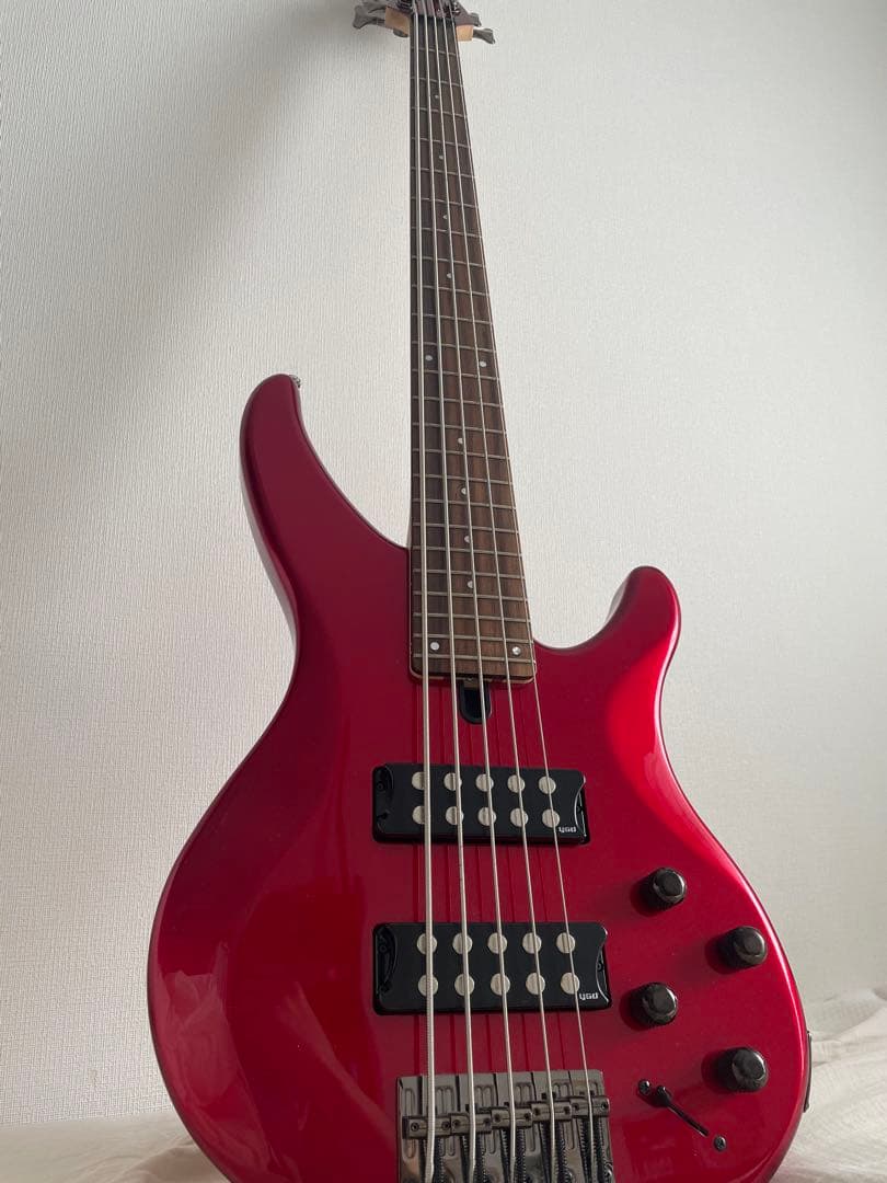 ベース YAMAHA TRBX305