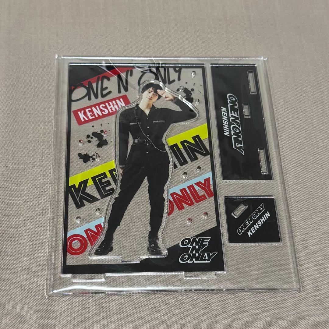 ま*ん様 上村謙信 アクスタ