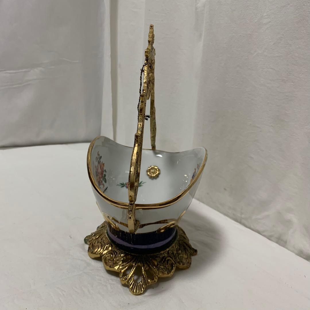 ブロンポール（Bronpor）装飾用ポーセリンバスケット 金メッキフレーム付き