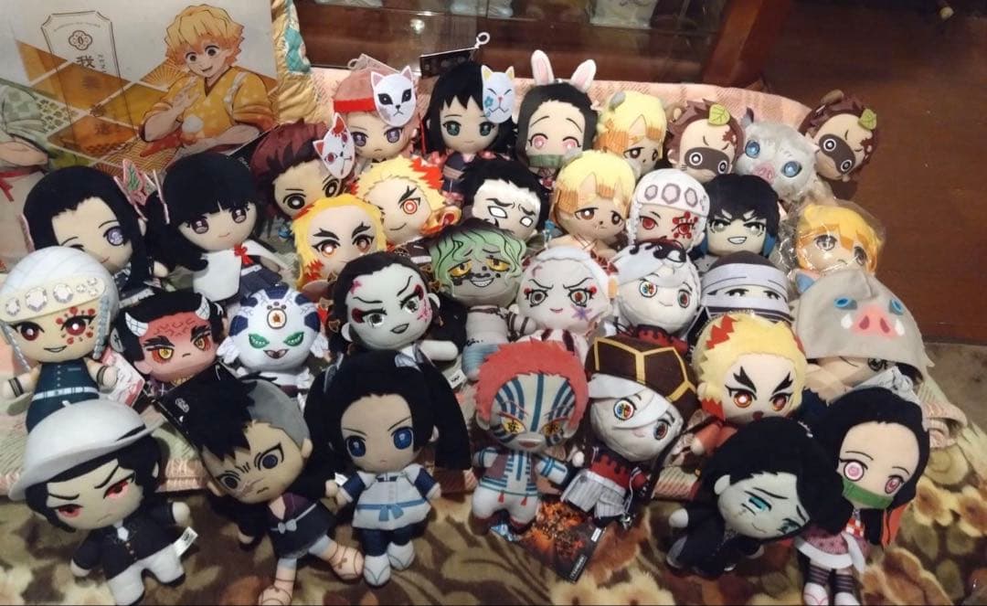 鬼滅の刃まとめ売り　炭治郎　善逸　伊之助　ぬいぐるみ　フィギュア　漫画全巻