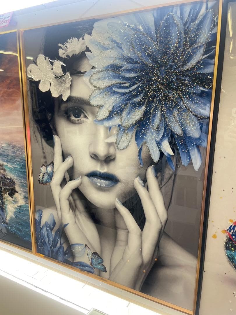 水晶絵　アートパネル　クリスタル　立体　絵画　アート　ブルー　ゴールド　女性