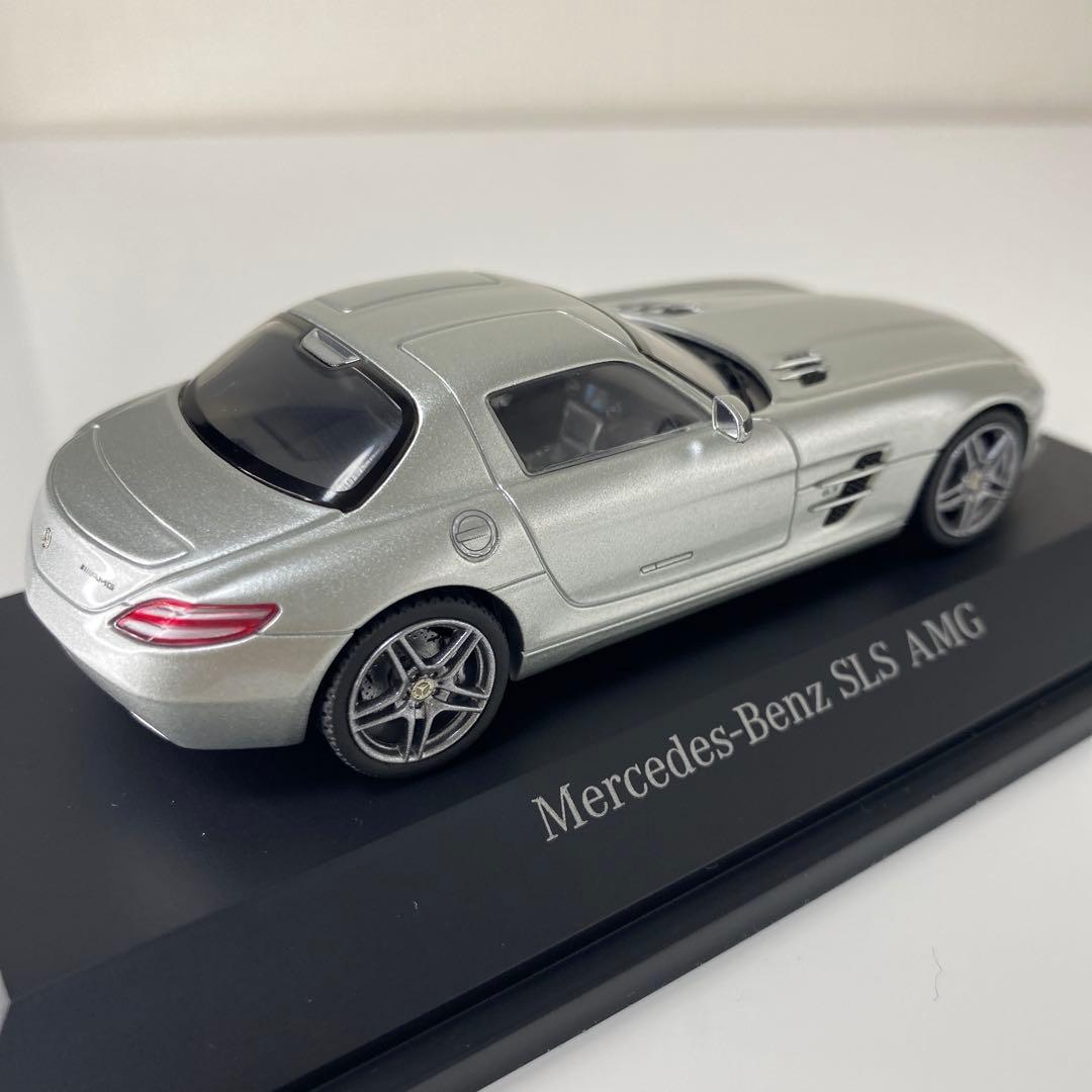 ミニカー 1/43 Mercedes-Benz SLS AMG /Schuco