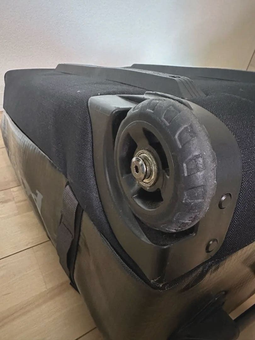 ニキPatagoniaパタゴニア ブラックホール・ウィールド・ダッフル