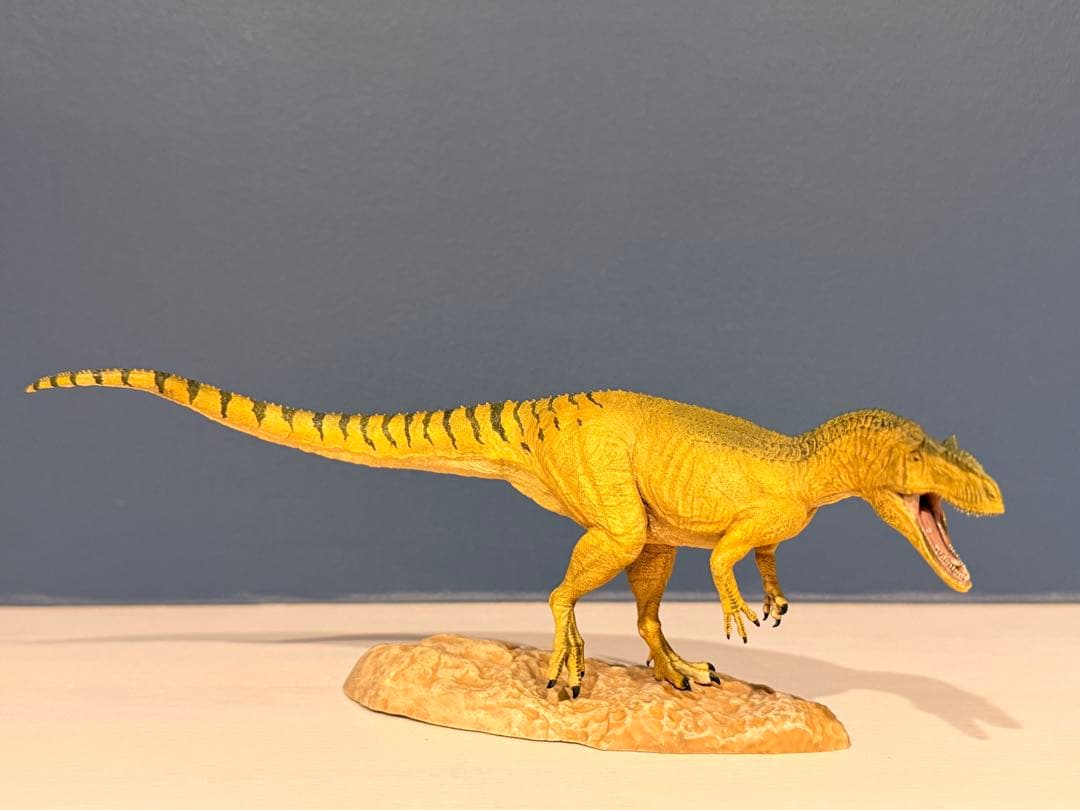 アロサウルス　フィギュア　塗装済み完成品