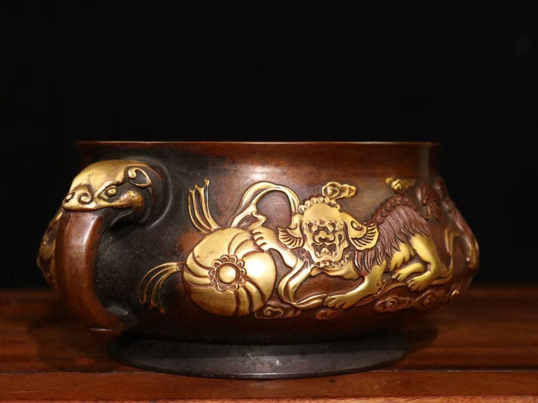 旧家珍蔵 大明宣徳紫銅純銅製塗真金 財獅子香炉 供養 文化財　時代物　開運厄除け