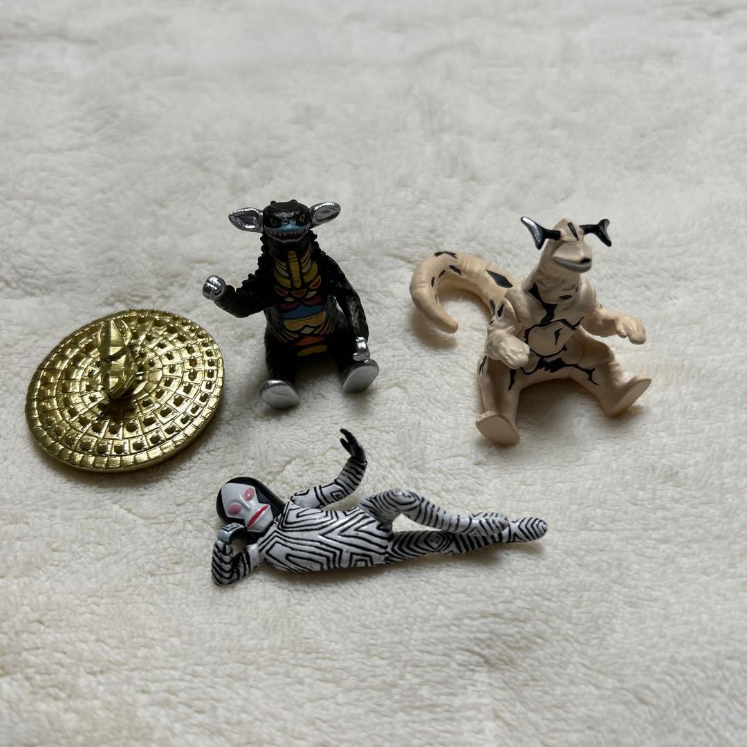 ガチャガチャ　ウルトラマン　怪獣まちぼうけ1〜5弾フルコンプリートセット