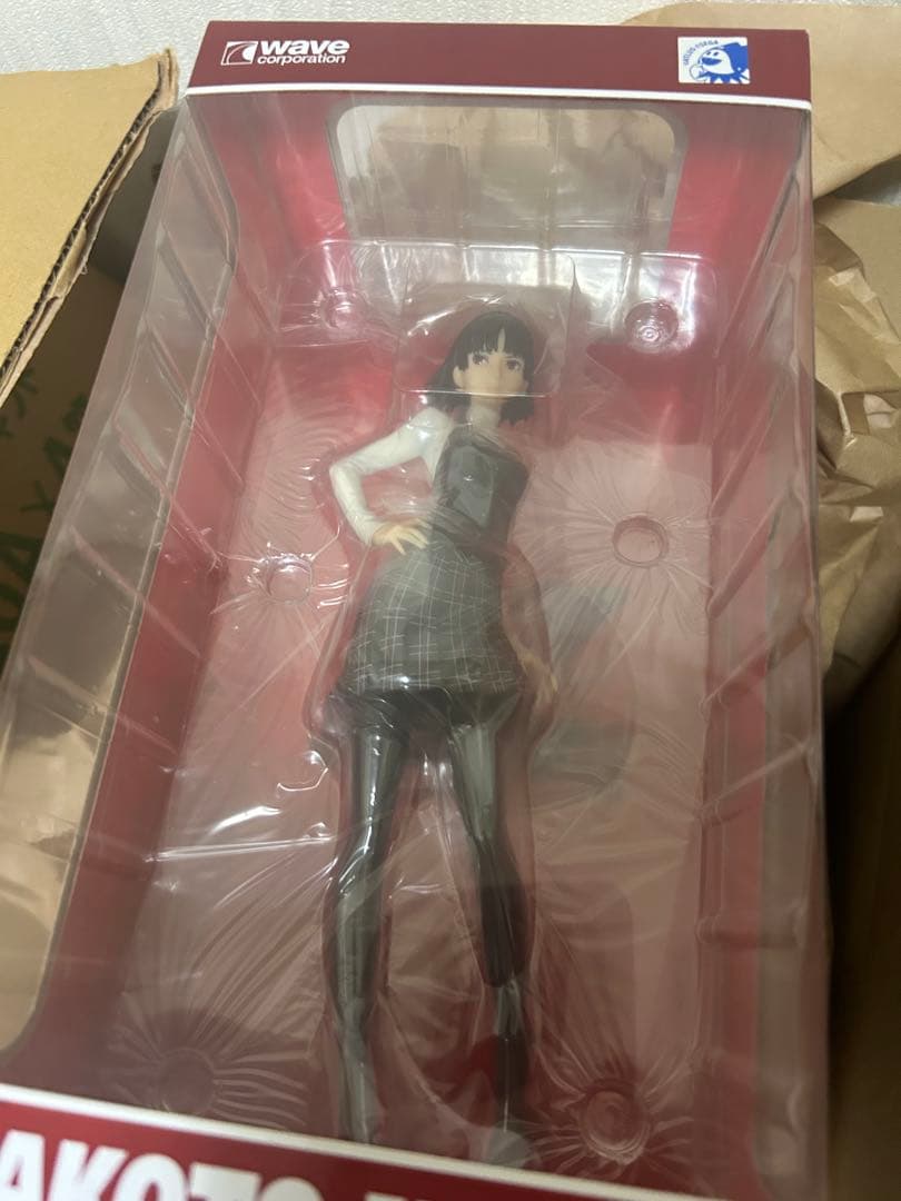 ペルソナ5 フィギュア　新島真　未開封　WAVE